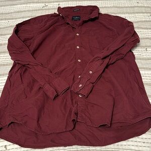 American Eagle Button Up